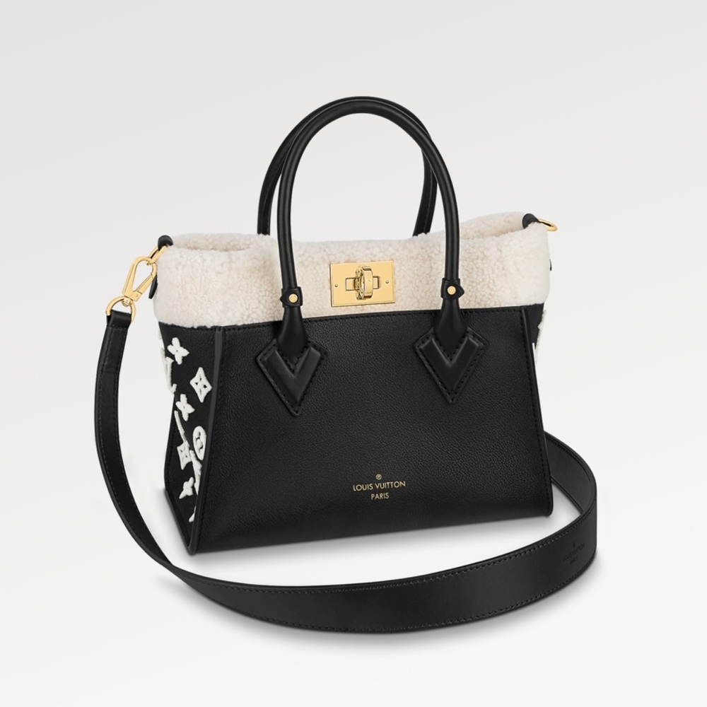 Louis Vuitton ON MY SIDE PM